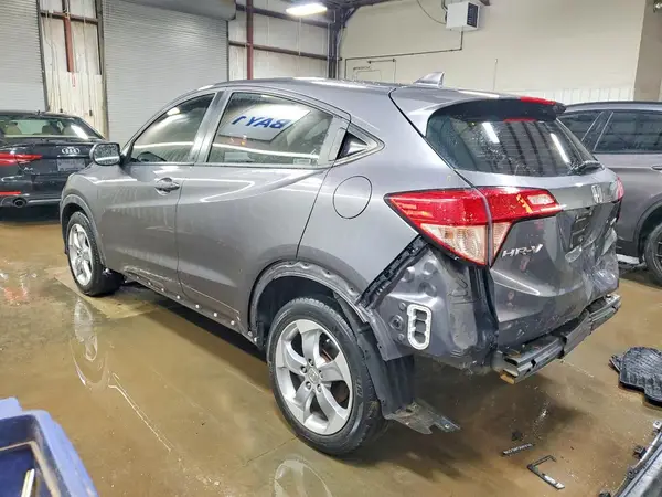 3CZRU6H35JG711696 2018 HONDA HR-V - Image 2