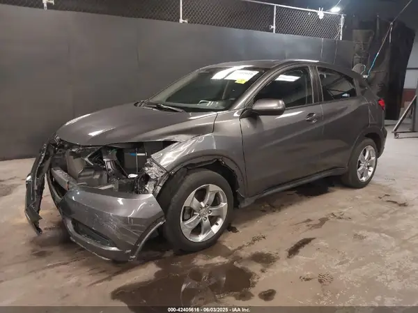 3CZRU6H35JG711701 2018 HONDA HR-V - Image 2