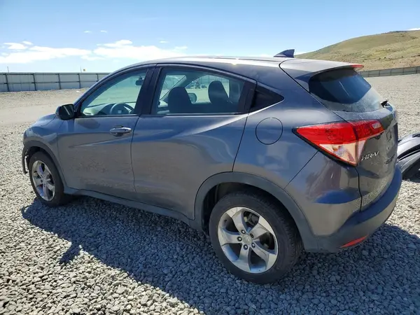 3CZRU6H35JG713268 2018 HONDA HR-V - Image 2