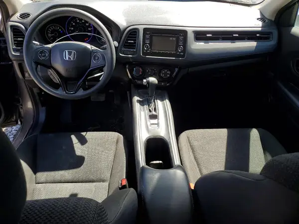3CZRU6H35JG713268 2018 HONDA HR-V - Image 8