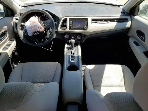3CZRU6H35JG713819 2018 HONDA HR-V - Image 8