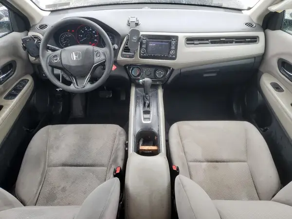 3CZRU6H35JG713982 2018 HONDA HR-V - Image 8