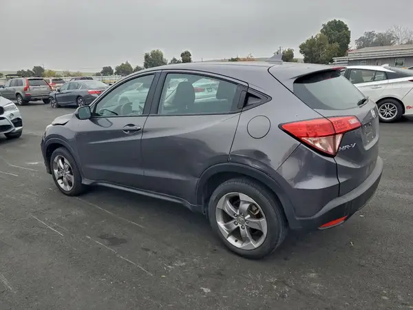 3CZRU6H35JG717093 2018 HONDA HR-V - Image 2