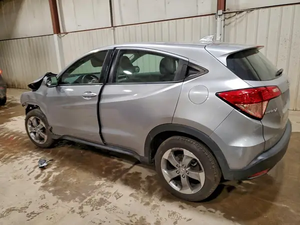 3CZRU6H35JG719488 2018 HONDA HR-V - Image 2