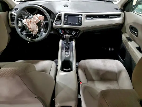 3CZRU6H35JG719488 2018 HONDA HR-V - Image 8