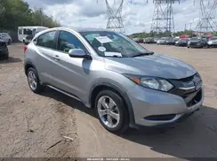 3CZRU6H35JG720401 2018 HONDA HR-V