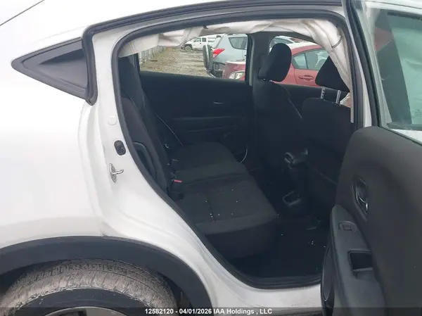 3CZRU6H35JM103288 2018 HONDA HR-V - Image 8