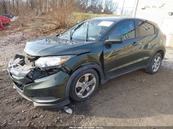 3CZRU6H35JM703552 2018 HONDA HR-V - Image 2