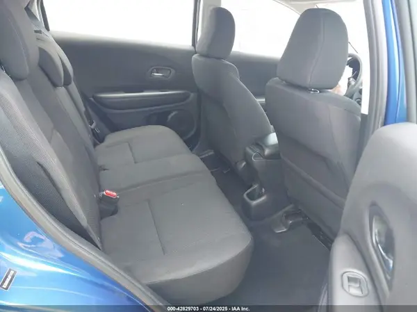 3CZRU6H35JM714728 2018 HONDA HR-V - Image 8