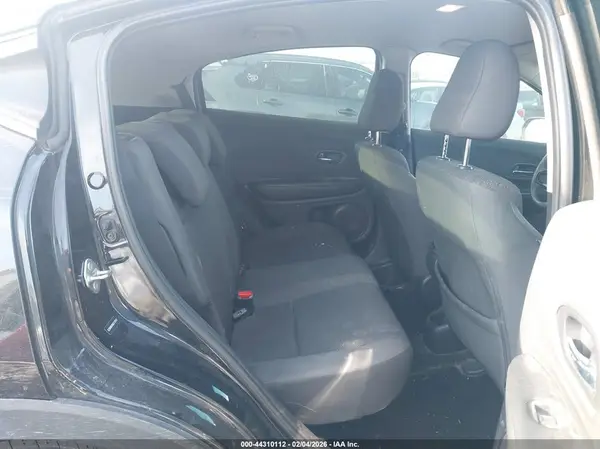 3CZRU6H35KG712512 2019 HONDA HR-V - Image 8