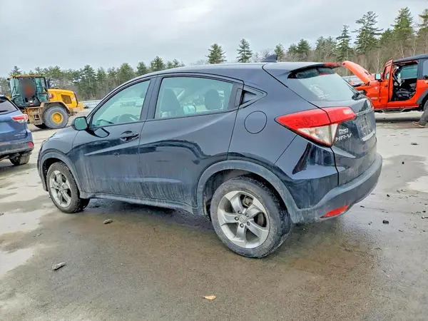 3CZRU6H35KG729004 2019 HONDA HR-V - Image 2