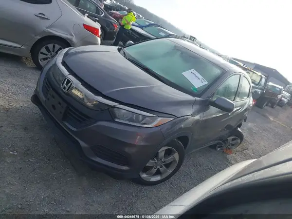 3CZRU6H35KG733344 2019 HONDA HR-V - Image 2
