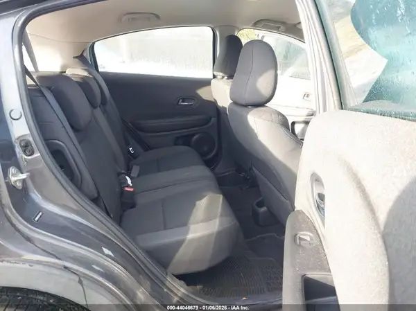 3CZRU6H35KG733344 2019 HONDA HR-V - Image 8