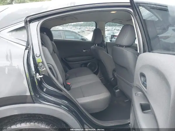 3CZRU6H35LG703214 2020 HONDA HR-V - Image 8