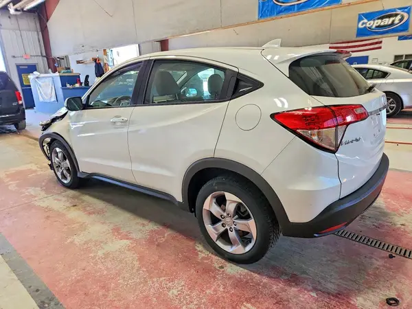 3CZRU6H35LM701576 2020 HONDA HR-V - Image 2
