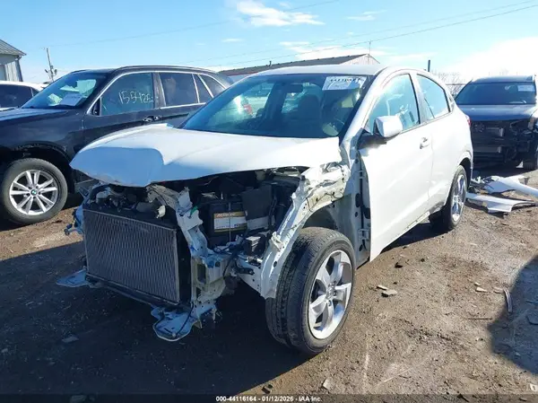 3CZRU6H35LM714554 2020 HONDA HR-V - Image 2