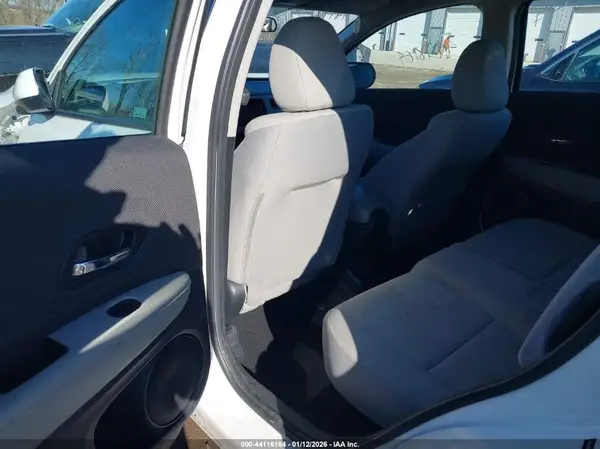 3CZRU6H35LM714554 2020 HONDA HR-V - Image 8
