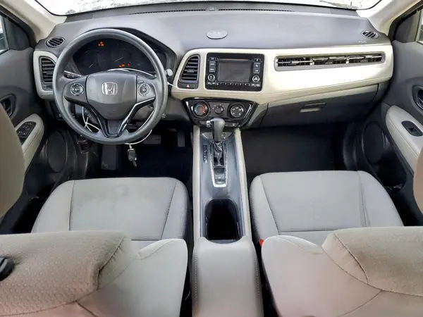 3CZRU6H35LM715588 2020 HONDA HR-V - Image 8