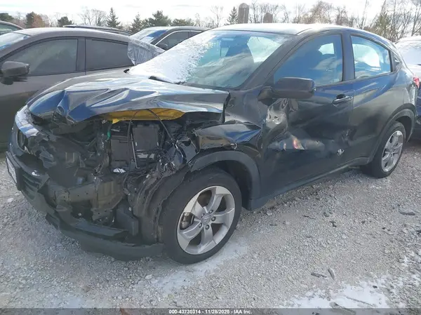 3CZRU6H35LM725425 2020 HONDA HR-V - Image 2