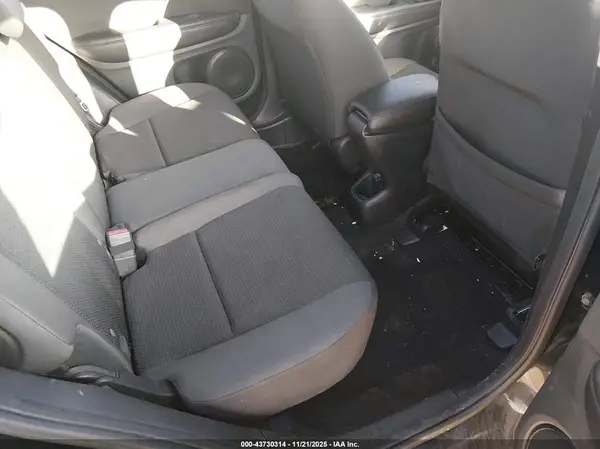 3CZRU6H35LM725425 2020 HONDA HR-V - Image 8
