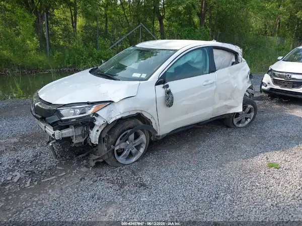 3CZRU6H35LM732083 2020 HONDA HR-V - Image 2