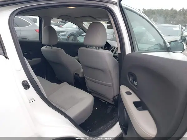 3CZRU6H35MM708139 2021 HONDA HR-V - Image 8