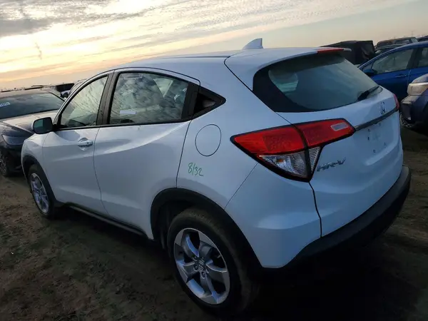 3CZRU6H35MM740556 2021 HONDA HR-V - Image 2