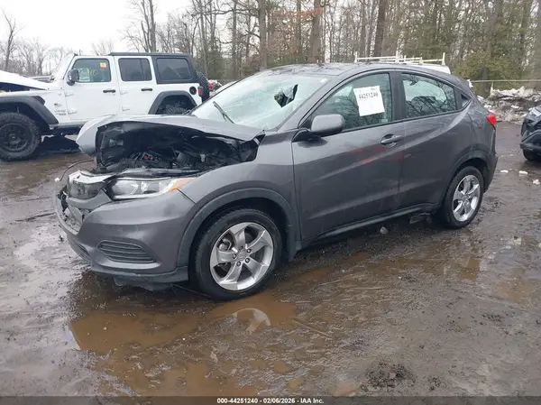 3CZRU6H35MM756143 2021 HONDA HR-V - Image 2