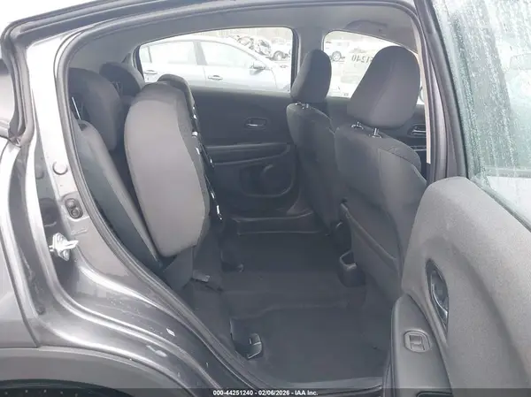 3CZRU6H35MM756143 2021 HONDA HR-V - Image 8