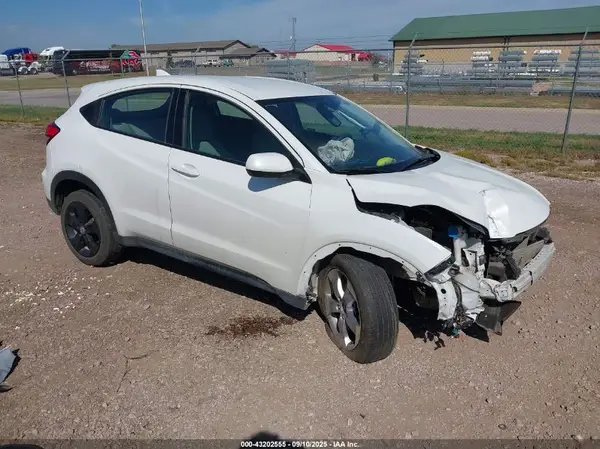 3CZRU6H35NM725752 2022 HONDA HR-V - Image 1
