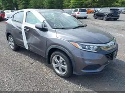 3CZRU6H35NM733382 2022 HONDA HR-V