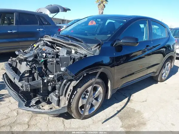 3CZRU6H35NM744835 2022 HONDA HR-V - Image 2