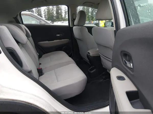 3CZRU6H35NM745242 2022 HONDA HR-V - Image 8