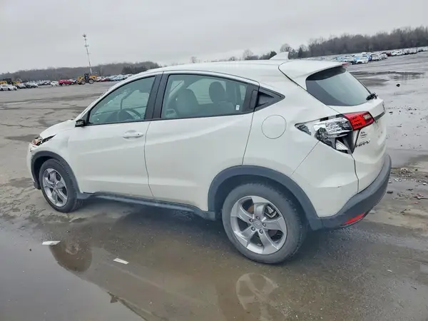3CZRU6H35NM746715 2022 HONDA HR-V - Image 2