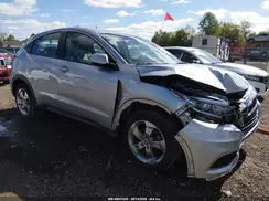 3CZRU6H35NM753809 2022 HONDA HR-V