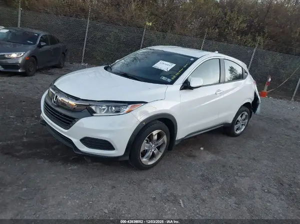 3CZRU6H35NM756919 2022 HONDA HR-V - Image 2