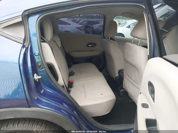 3CZRU6H36GM716500 2016 HONDA HR-V - Image 8