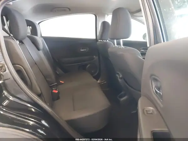 3CZRU6H36GM717145 2016 HONDA HR-V - Image 8