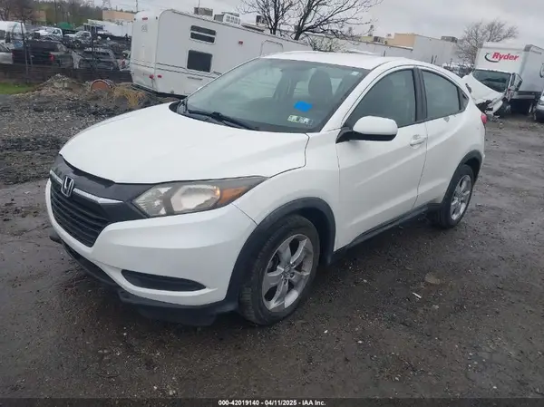 3CZRU6H36GM720224 2016 HONDA HR-V - Image 2