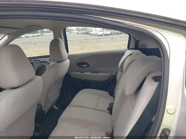 3CZRU6H36GM728985 2016 HONDA HR-V - Image 8