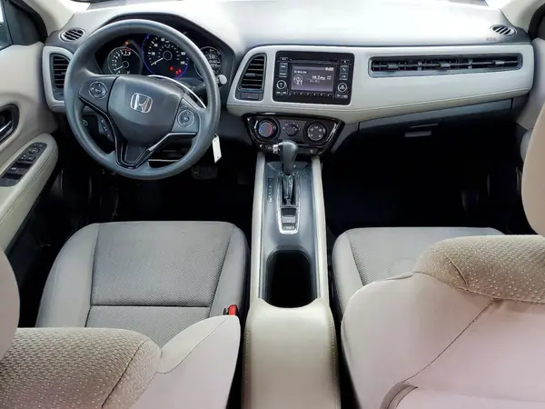 3CZRU6H36GM736813 2016 HONDA HR-V - Image 8