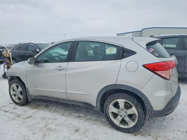 3CZRU6H36GM745012 2016 HONDA HR-V - Image 2