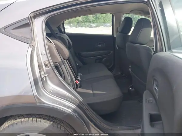 3CZRU6H36GM752509 2016 HONDA HR-V - Image 8