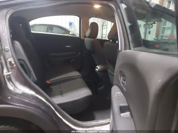 3CZRU6H36GM756771 2016 HONDA HR-V - Image 8