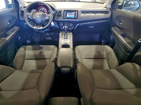 3CZRU6H36GM757516 2016 HONDA HR-V - Image 8