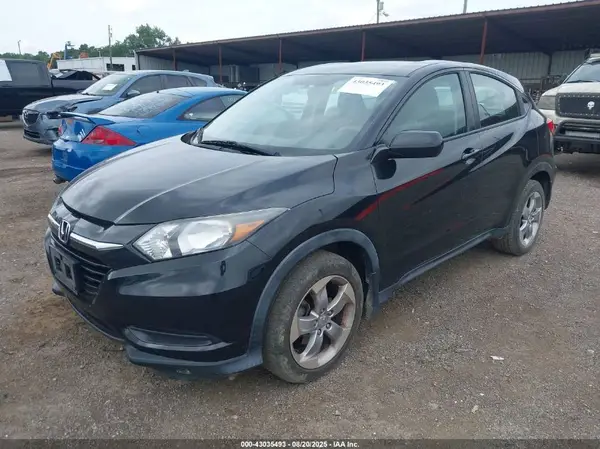 3CZRU6H36GM758441 2016 HONDA HR-V - Image 2