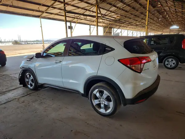 3CZRU6H36GM759587 2016 HONDA HR-V - Image 2