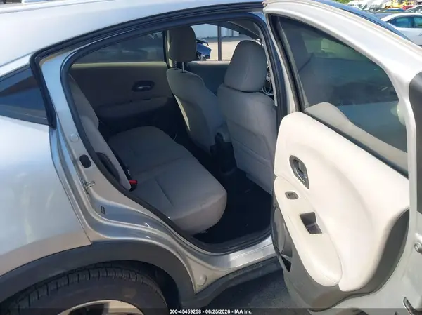 3CZRU6H36GM761615 2016 HONDA HR-V - Image 8