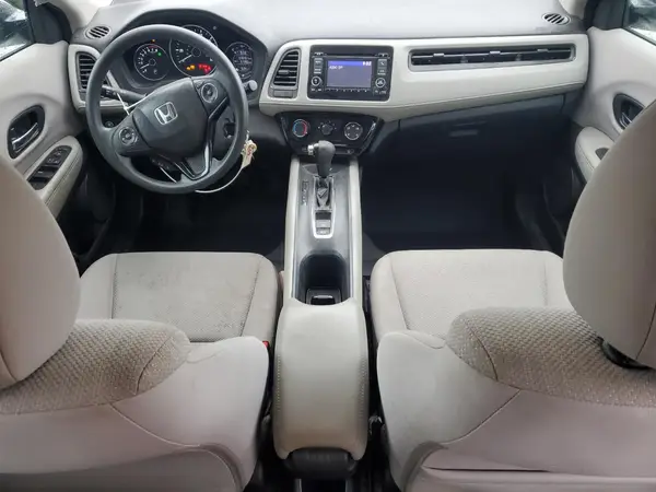 3CZRU6H36HM702498 2017 HONDA HR-V - Image 8