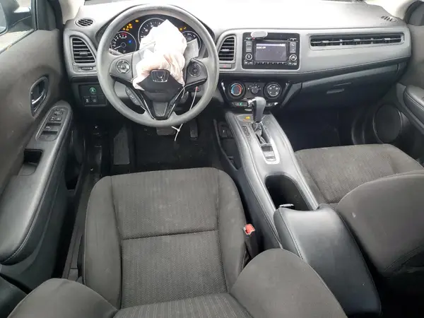 3CZRU6H36HM703800 2017 HONDA HR-V - Image 8